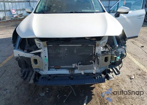 2015 Subaru Outback 2.5I Premium z USA, uszkodzony, nr VIN 4S4BSBDC2F3236607